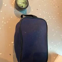 Bag & Foaming cream blue black, as reported by Room Mate Bruno using iLost