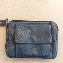 Wallet, as reported by EBS OV Poeldijk using iLost