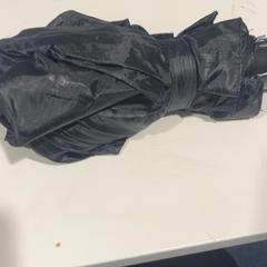 Paraplu, zoals gemeld door Pouw Vervoer met iLost