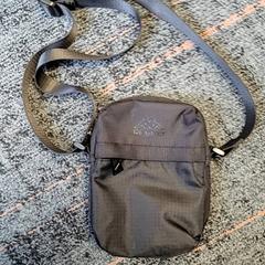 Tasje Shpytsia, jak nahlášeno Connexxion Haarlem IJmond pomocí iLost