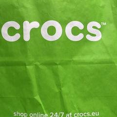 Aankoop crocs, jak nahlášeno Designer Outlet Roermond pomocí iLost