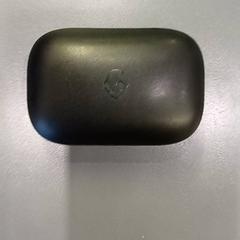 Custodia per airpods, come riportato da Qbuzz GD Groningen HS utilizzando iLost