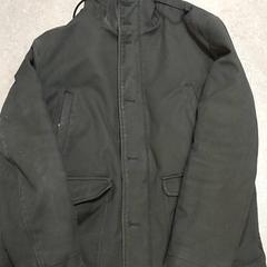 Vestiario - Jas zwart, come riportato da Centraal magazijn utilizzando iLost