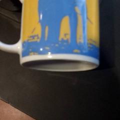 Agresser Blauw/Geel, a été signalé par TivoliVredenburg utilisant iLost