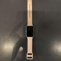 Smartwatch light pink, a été signalé par MEININGER Hotel Milano Garibaldi utilisant iLost