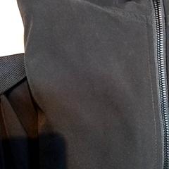 ジャケット Zwart がiLostで Beekse Bergen Resorts en Hotel によって報告されました