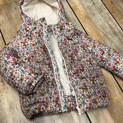 ジャケット Roze がiLostで IKEA Delft によって報告されました