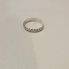 Anell, segons ha informat Pathé de Kuip mitjançant iLost