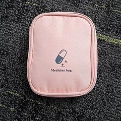 Väska för mediciner, rapporterat av Connexxion Noord Holland Noord Hoorn med iLost