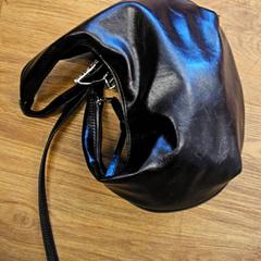 Taška, ako bolo nahlásené GVB pomocou iLost