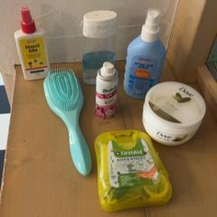 Brosse à cheveux & Crème solaire, a été signalé par Familie Resort Molenwaard utilisant iLost