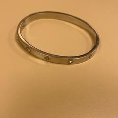 Náramok, ako bolo nahlásené Pathé Schiedam pomocou iLost