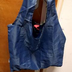 Nylon tasje Blauw/groen, zoals gemeld door Connexxion Zeeuws-Vlaanderen met iLost
