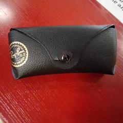Glasses case with glasses a lu, as reported by IKEA Paris - Plaisir using iLost