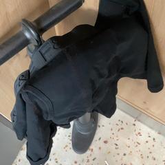 ملابس داخلية under، كما تم الإبلاغ عنه بواسطة MEININGER Hotel Köln West عبر iLost