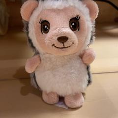 Knuffel Adoptable world, como reportado por Familie Resort Molenwaard utilizando o iLost