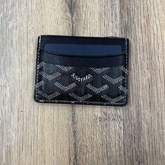 지갑(하위 카테고리), iLost를 사용하여 Wilmering Brinkum에 보고됨