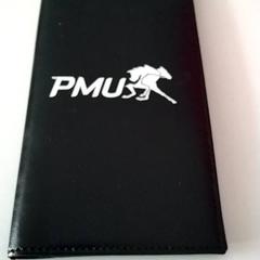 クラッチバッグ がiLostで Twisto によって報告されました