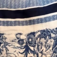 Sál, amint azt Leonardo Royal Hotel Amsterdam az iLost segítségével jelentette.