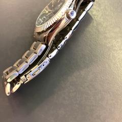 Wristwatch, as reported by Eindhoven Airport using iLost