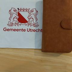 Smartphone-a Samsung Bruin, gisa salatu by Gemeente Utrecht iLost erabiliz