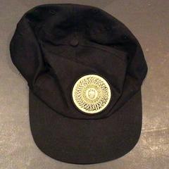 Kšiltovka, jak nahlášeno Van der Valk Hotel Amsterdam Zuidas pomocí iLost