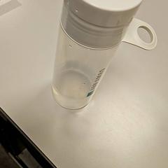 Butelka wody, zgłoszono przez Vrije Universiteit Amsterdam przy użyciu iLost