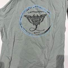 Chemises, a été signalé par Amsterdam ID Aparthotel utilisant iLost