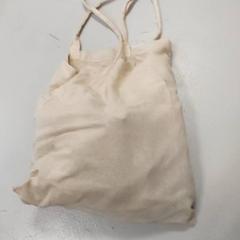 Borsa, come riportato da Centraal magazijn utilizzando iLost