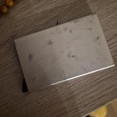 Pasjeshouder a été signalé sur iLost