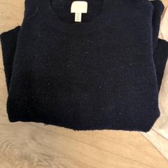 كنزة صوفية، كما تم الإبلاغ عنه بواسطة Ziekenhuis Oost-Limburg عبر iLost