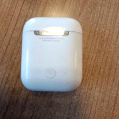 Airpodscase, som rapportert av Qbuzz DMG ved bruk av iLost