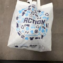 Sacca da palestra, come riportato da Transdev Hoeksche Waard Goeree Overflakkee utilizzando iLost