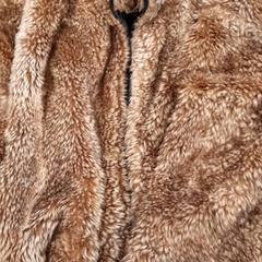 Veste, a été signalé par Rotterdam The Hague Airport utilisant iLost