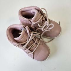 Chaussures pour enfants, a été signalé par IKEA Åsane utilisant iLost