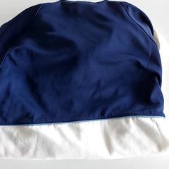 Kleding - Vest, ha sido reportado por Centraal magazijn con iLost