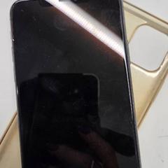 Gsm grijze achterkant, gelig rubberen hoesje Apple, segundo informou Stad Hasselt usando iLost