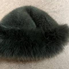 Oblečení - Muts groen, jak nahlášeno Regio Oost-Vlaanderen pomocí iLost