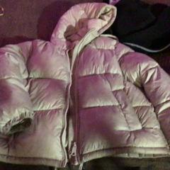 Jaqueta Beige, segons ha informat De Heeren van Aemstel mitjançant iLost