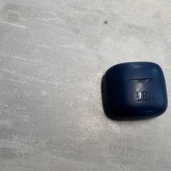 Øretelefoner Blauw, som rapportert av Arriva Friesland / Groningen ved bruk av iLost