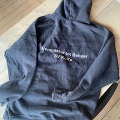 Trui  zwart/donkerblauw، كما تم الإبلاغ عنه بواسطة Gemeente Meierijstad عبر iLost