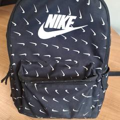 Batoh, jak nahlášeno Connexxion Haarlem AML pomocí iLost