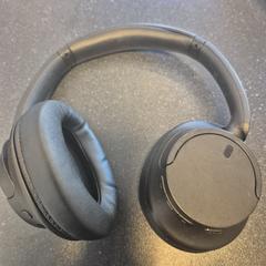 Hoofdtelefoon Sony, zoals gemeld door Arriva Infoshop Enschede met iLost