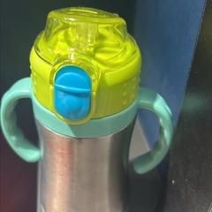 Lahev, a été signalé par IKEA Brno utilisant iLost