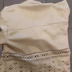 Arropa - vest, gisa salatu by Regio Antwerpen - Brussel iLost erabiliz