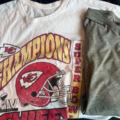 Twee shirts, segundo informou Haven Hotel Rotterdam usando iLost