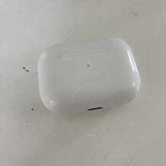 AirPod case がiLostに報告されました