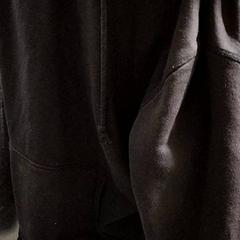 Tröja Black, rapporterat av KABUL à GoGo / Teatro med iLost