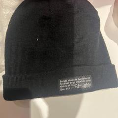 Chapéu black, como reportado por Amsterdam ID Aparthotel utilizando o iLost