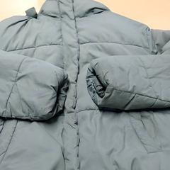 Kleding Jas, rapporterat av Centraal magazijn med iLost